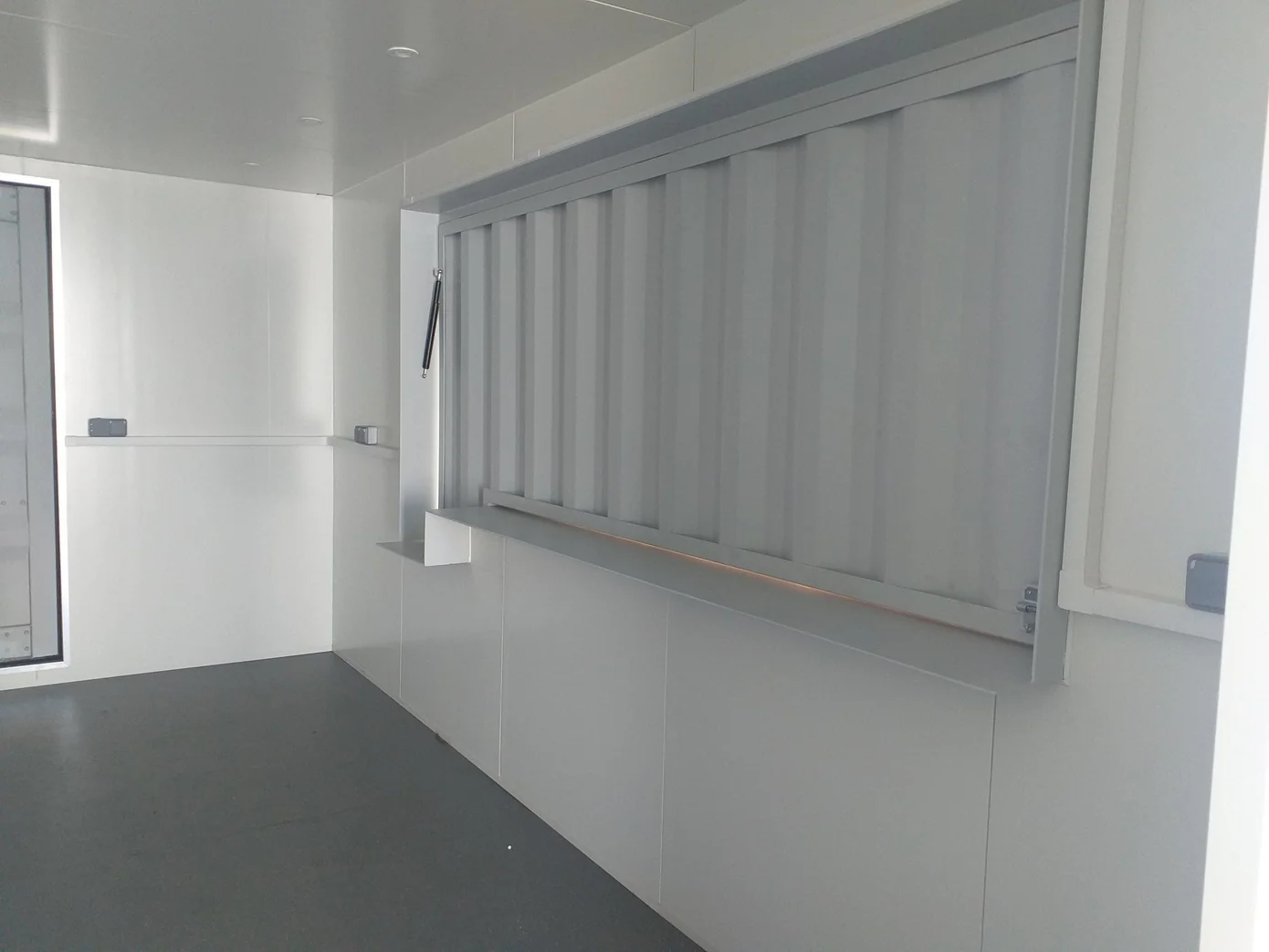 CONTENEDORES BAR 20 PIES – Image 2