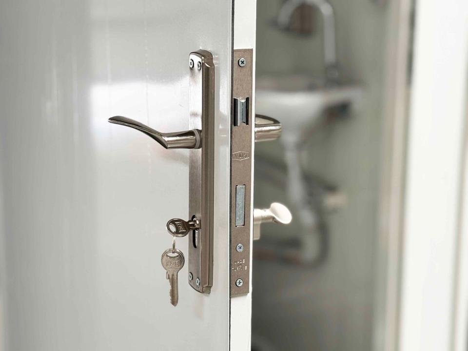 CONTENEDOR SANITARIO DOBLE CON WC (240X120M)NUEVO – Image 12