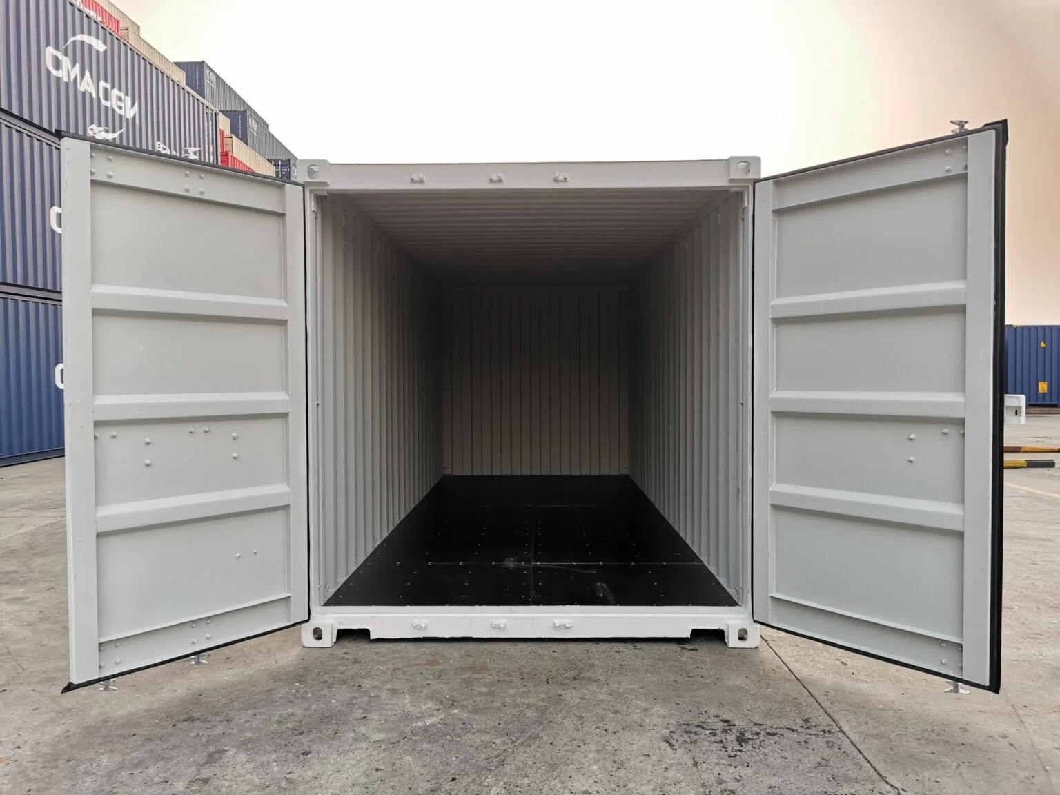 Contenedor marítimo de 20′ DRY 1st trip «Easy Open Door». – Image 3